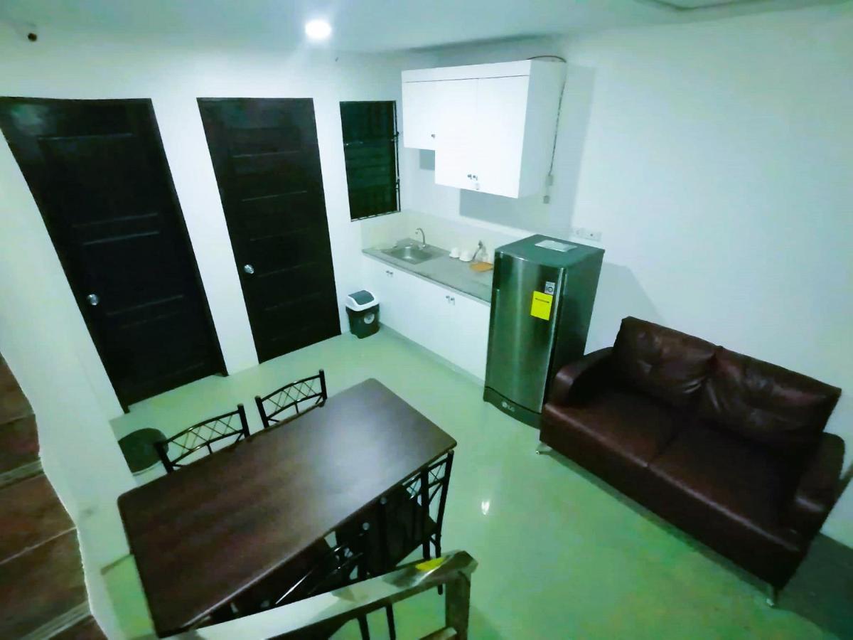 2020 Travelers Inn Dumaguete City Eksteriør bilde
