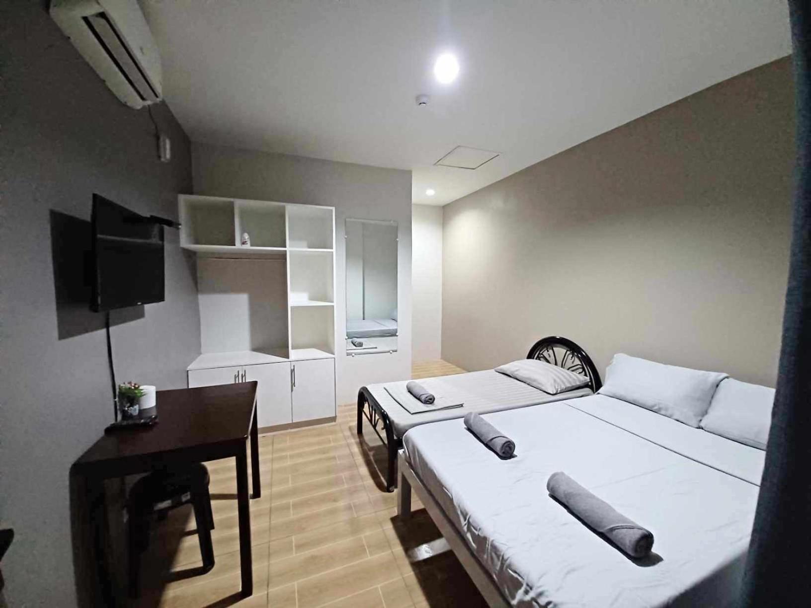 2020 Travelers Inn Dumaguete City Eksteriør bilde
