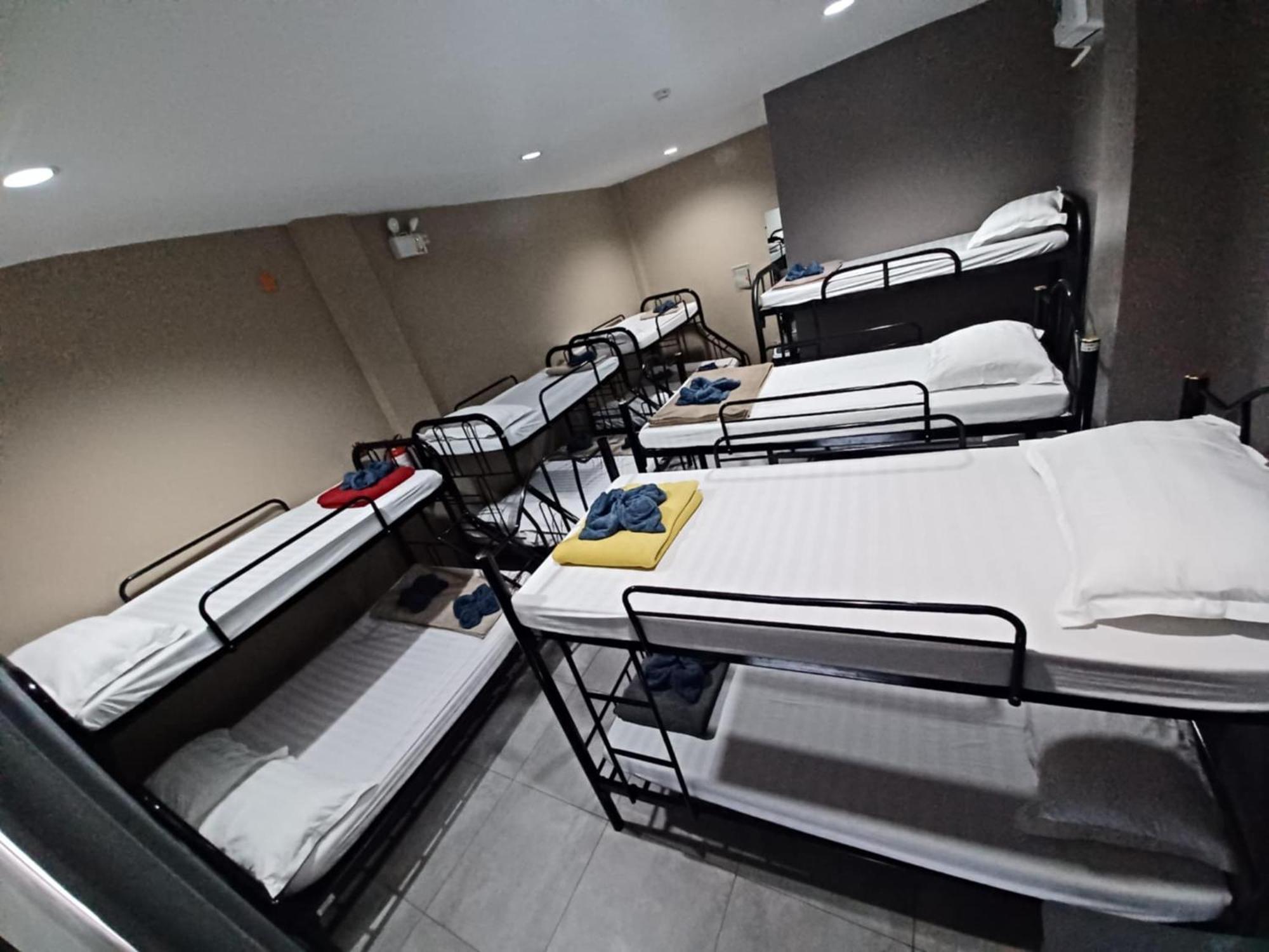 2020 Travelers Inn Dumaguete City Eksteriør bilde