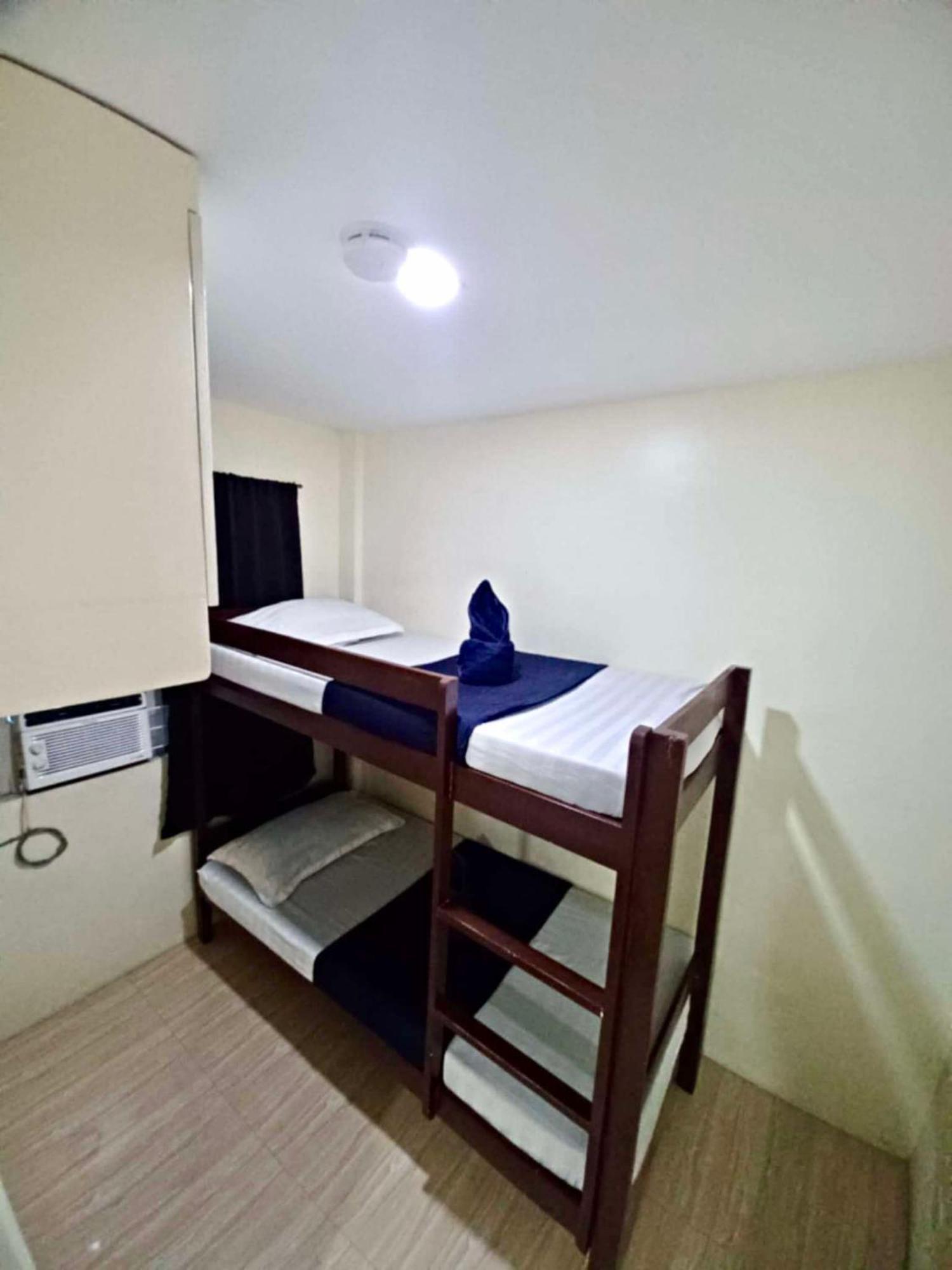 2020 Travelers Inn Dumaguete City Eksteriør bilde